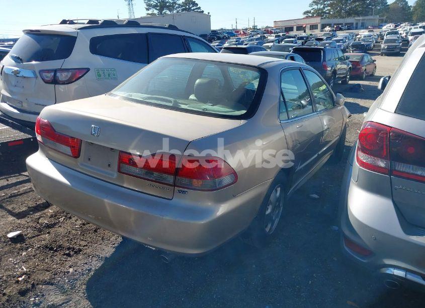 Photo 4 of 2002 Honda Accord 3.0 EX (VIN 1HGCG16572A019516)