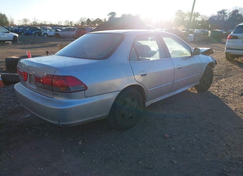 Photo 4 of 2002 Honda Accord 3.0 EX (VIN 1HGCG16572A079120)
