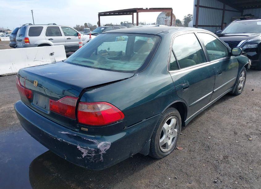 Photo 4 of 2000 Honda Accord 3.0 EX (VIN 1HGCG1657YA024336)