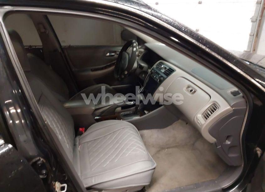 Photo 5 of 2000 Honda Accord 3.0 EX (VIN 1HGCG1657YA051441)