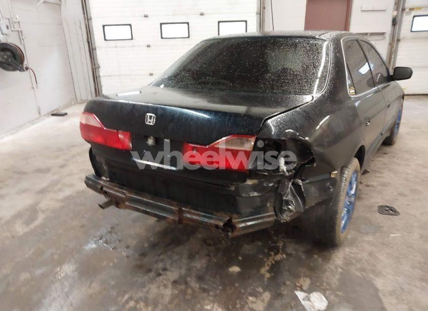 Photo 6 of 2000 Honda Accord 3.0 EX (VIN 1HGCG1657YA051441)