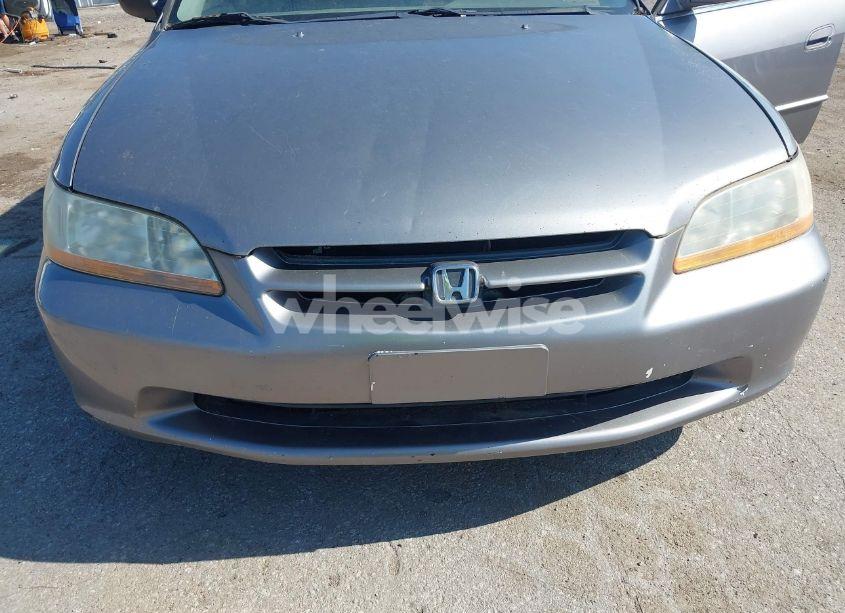 Photo 6 of 2000 Honda Accord 3.0 EX (VIN 1HGCG1657YA080471)