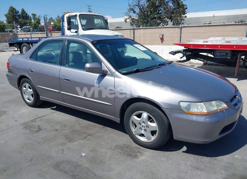 2000 Honda Accord 3.0 EX (VIN 1HGCG1657YA091101) main photo