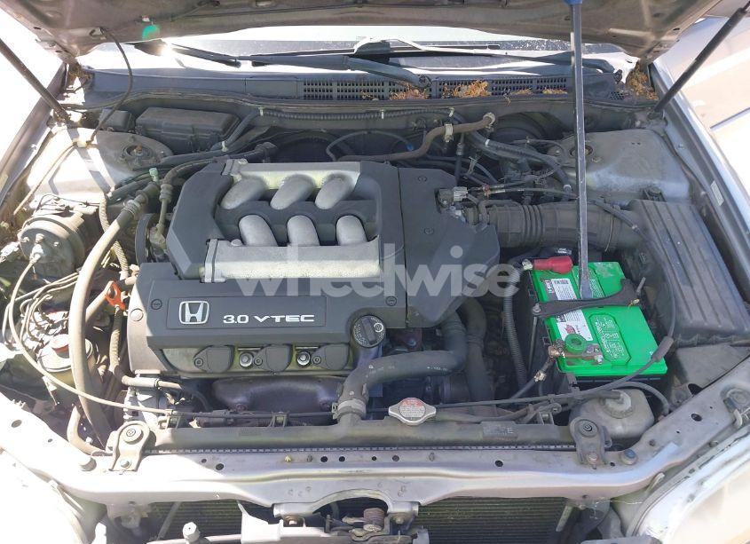 Photo 10 of 2000 Honda Accord 3.0 EX (VIN 1HGCG1657YA091101)