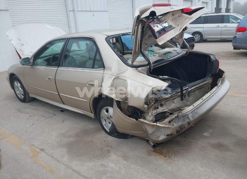 Photo 3 of 2001 Honda Accord 3.0 EX (VIN 1HGCG16581A000486)