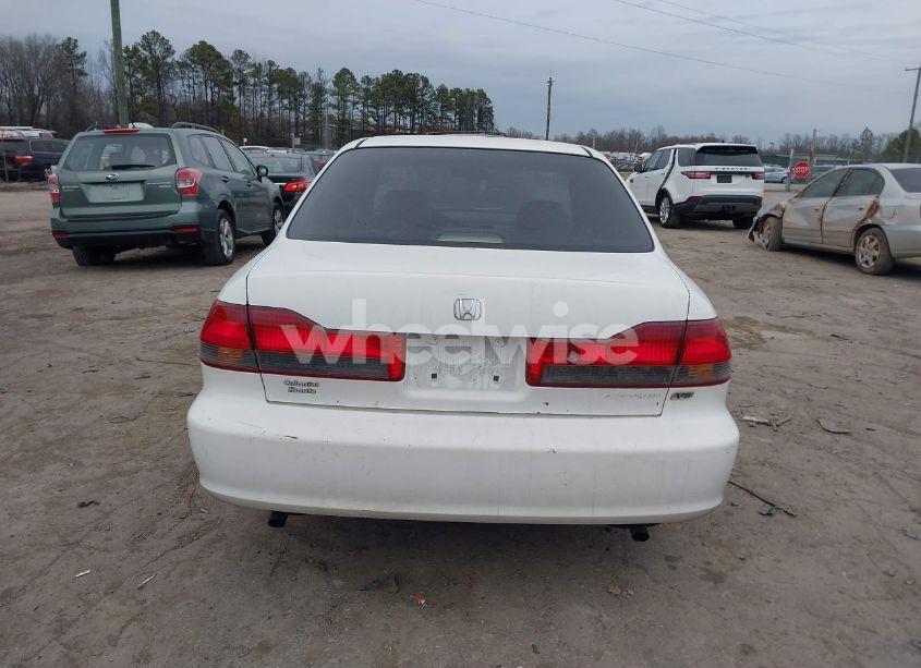 Photo 16 of 2001 Honda Accord 3.0 EX (VIN 1HGCG16581A003498)