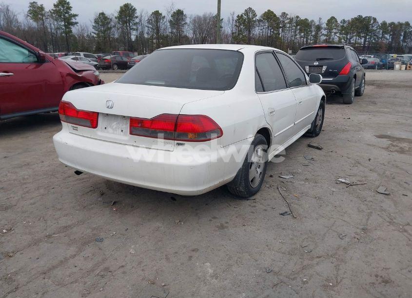 Photo 4 of 2001 Honda Accord 3.0 EX (VIN 1HGCG16581A003498)