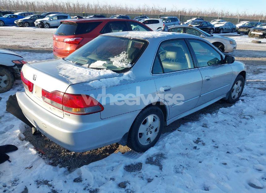 Photo 4 of 2001 Honda Accord 3.0 EX (VIN 1HGCG16581A019538)