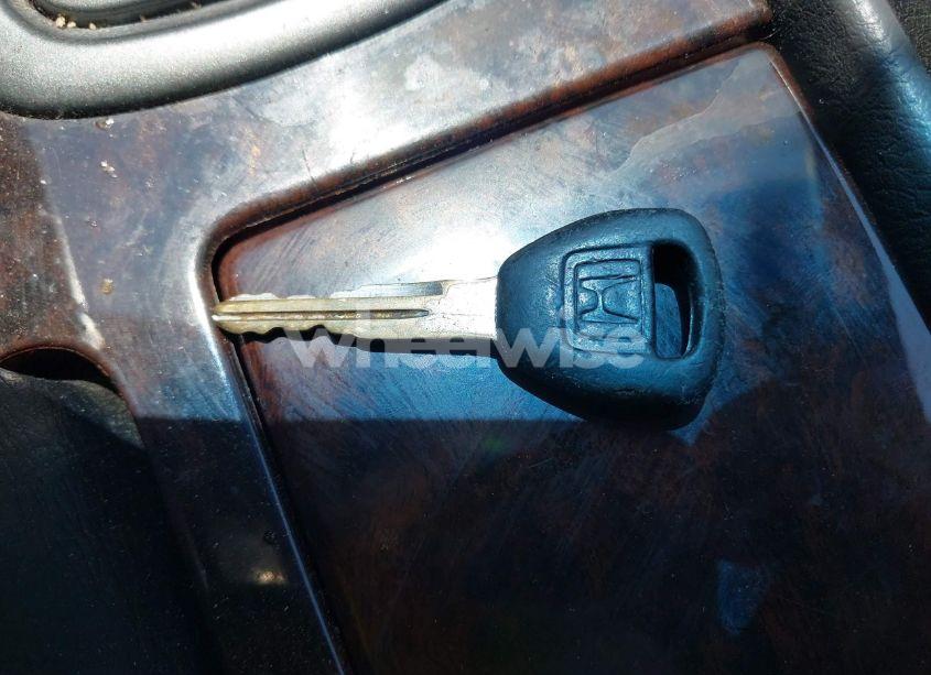 Photo 11 of 2001 Honda Accord 3.0 EX (VIN 1HGCG16581A036338)