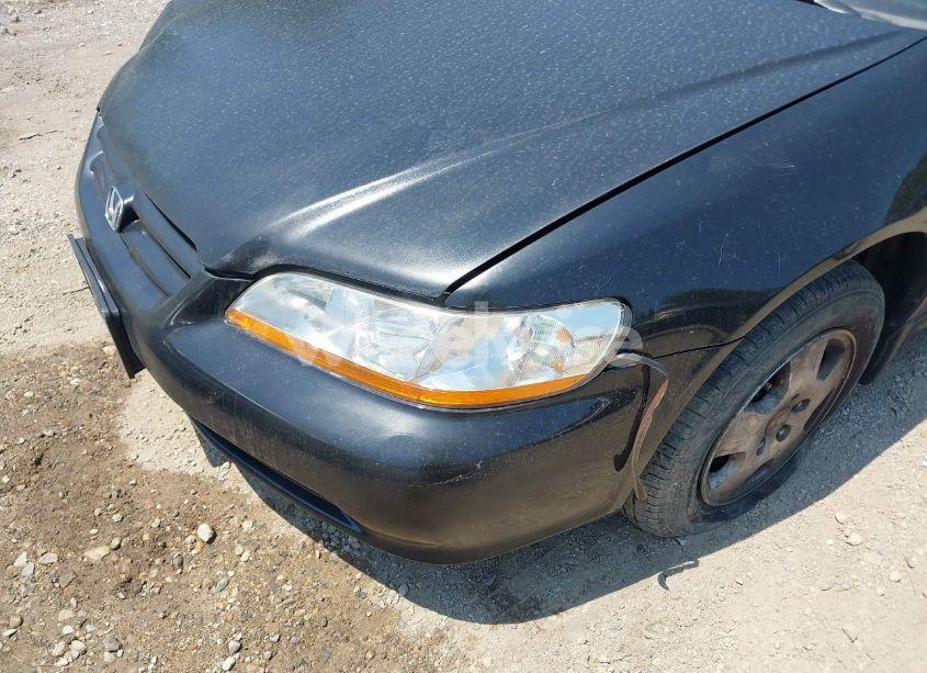 Photo 6 of 2001 Honda Accord 3.0 EX (VIN 1HGCG16581A036338)