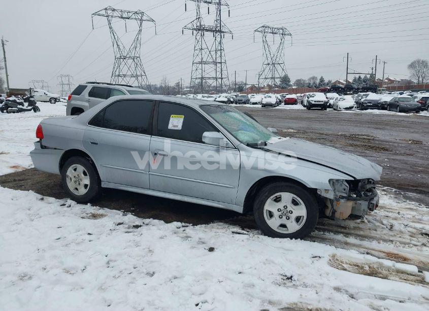 2002 Honda Accord 3.0 EX (VIN 1HGCG16582A055294) main photo