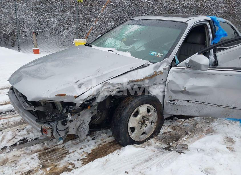 Photo 6 of 2002 Honda Accord 3.0 EX (VIN 1HGCG16582A055294)