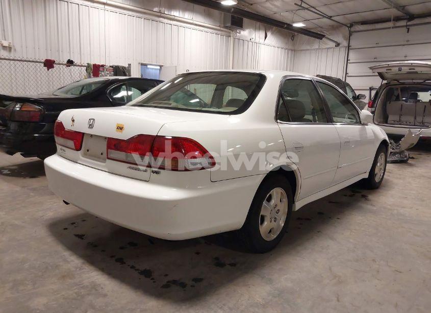 Photo 4 of 2002 Honda Accord 3.0 EX (VIN 1HGCG16582A073620)