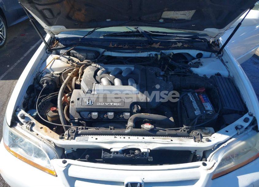 Photo 10 of 2002 Honda Accord 3.0 EX (VIN 1HGCG16582A082219)