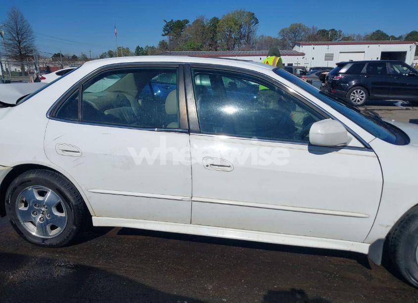 Photo 13 of 2002 Honda Accord 3.0 EX (VIN 1HGCG16582A082219)