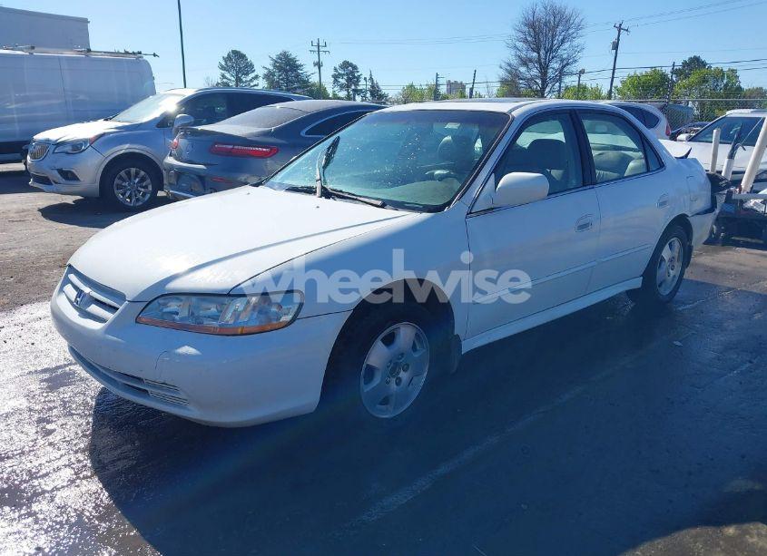 Photo 2 of 2002 Honda Accord 3.0 EX (VIN 1HGCG16582A082219)