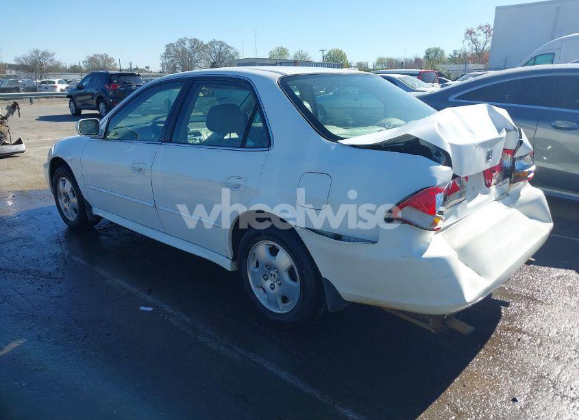 Photo 3 of 2002 Honda Accord 3.0 EX (VIN 1HGCG16582A082219)