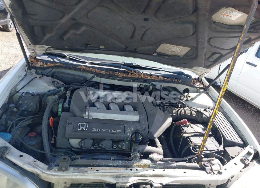 Photo 10 of 2002 Honda Accord 3.0 EX (VIN 1HGCG16582A084178)