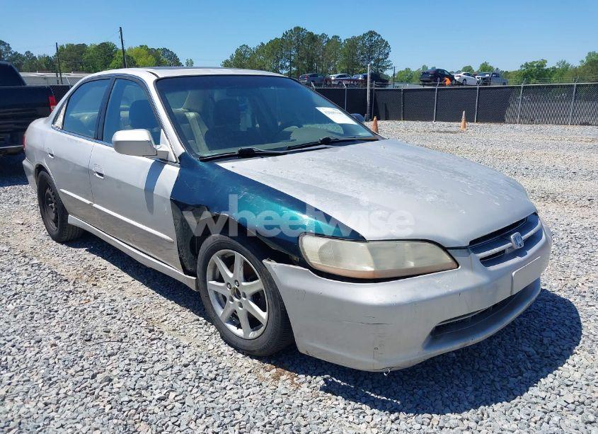 1999 Honda Accord EX V6 (VIN 1HGCG1658XA000996) main photo