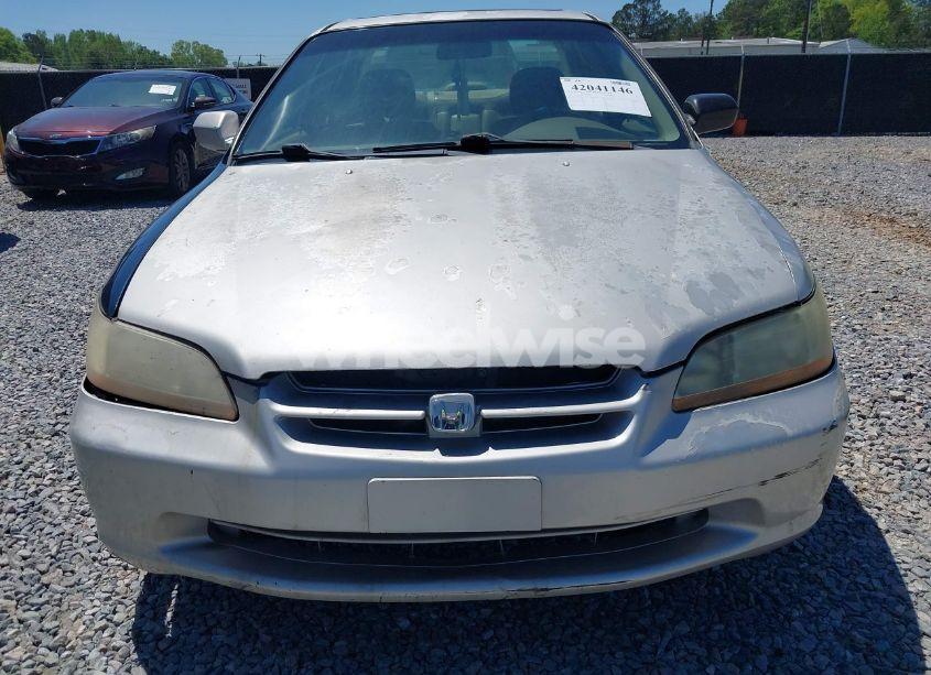 Photo 6 of 1999 Honda Accord EX V6 (VIN 1HGCG1658XA000996)