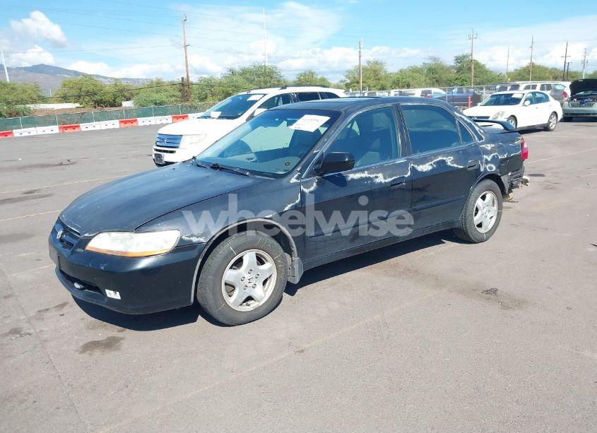 Photo 2 of 2000 Honda Accord 3.0 EX (VIN 1HGCG1658YA054249)