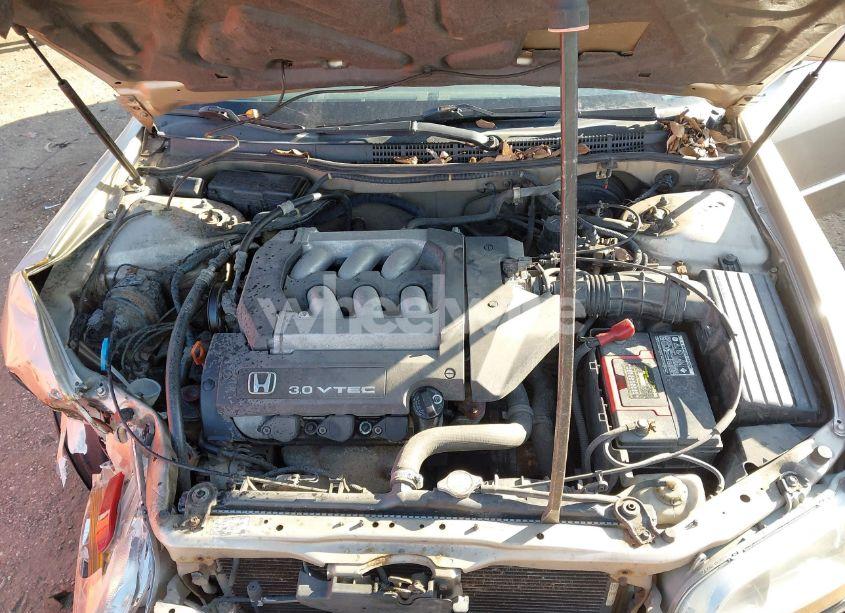 Photo 10 of 2000 Honda Accord 3.0 EX (VIN 1HGCG1658YA062576)
