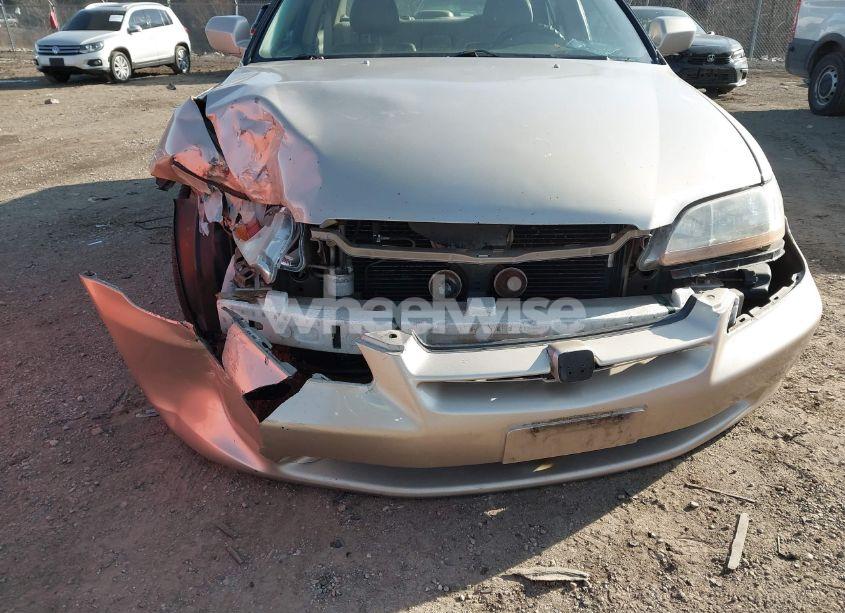Photo 6 of 2000 Honda Accord 3.0 EX (VIN 1HGCG1658YA062576)