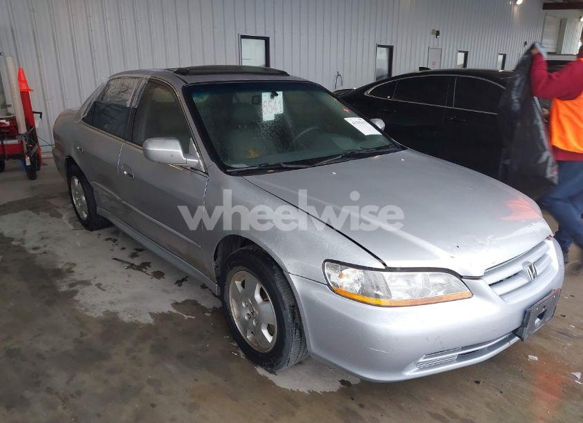 2001 Honda Accord SDN EX W/LEATHER (VIN 1HGCG16591A011545) main photo