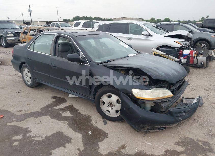2001 Honda Accord 3.0 EX (VIN 1HGCG16591A035828) main photo