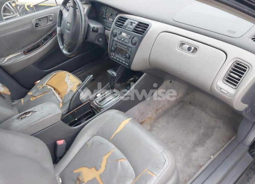 Photo 5 of 2001 Honda Accord 3.0 EX (VIN 1HGCG16591A035828)
