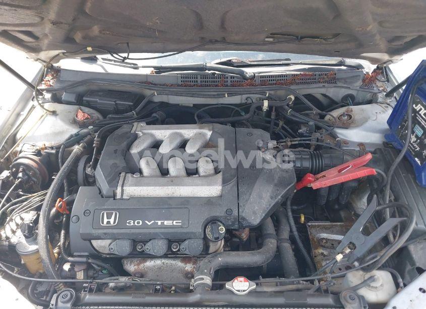 Photo 10 of 2001 Honda Accord 3.0 EX (VIN 1HGCG16591A050572)