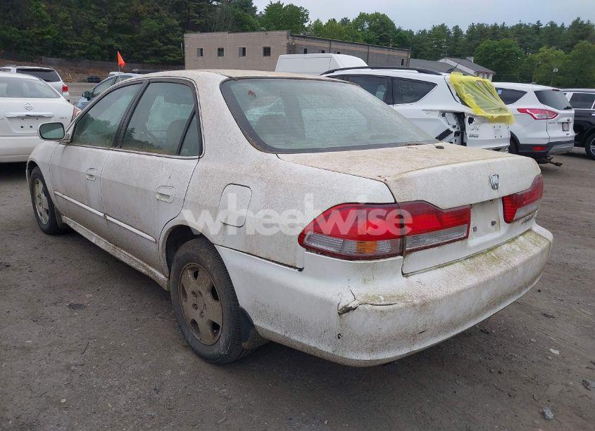 Photo 3 of 2001 Honda Accord 3.0 EX (VIN 1HGCG16591A053150)