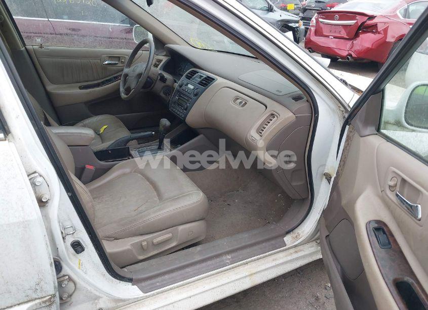 Photo 5 of 2001 Honda Accord 3.0 EX (VIN 1HGCG16591A053150)