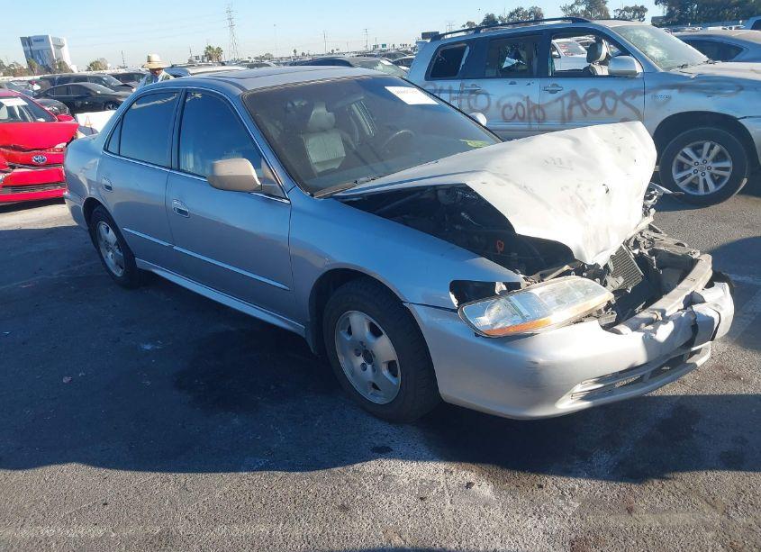 2001 Honda Accord 3.0 EX (VIN 1HGCG16591A055111) main photo
