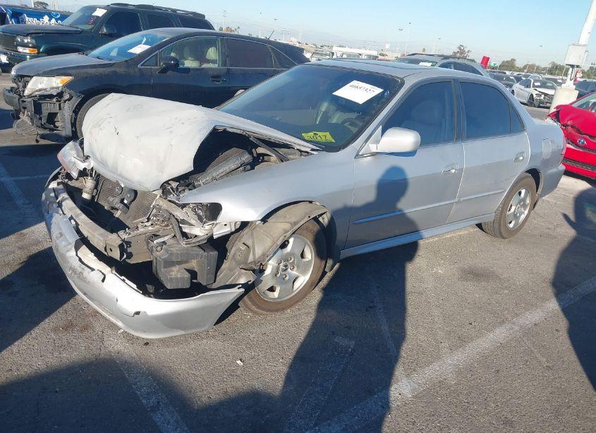 Photo 2 of 2001 Honda Accord 3.0 EX (VIN 1HGCG16591A055111)