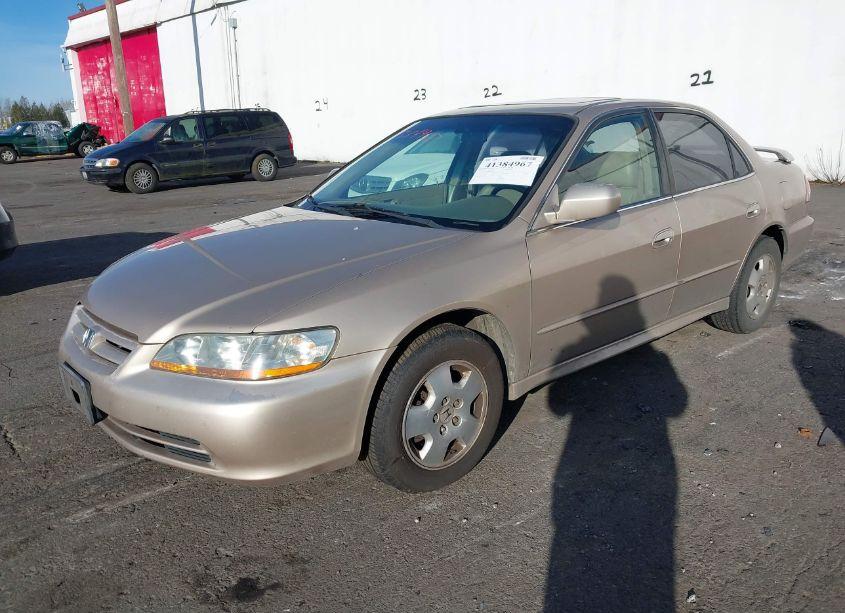 Photo 2 of 2002 Honda Accord 3.0 EX (VIN 1HGCG16592A002586)