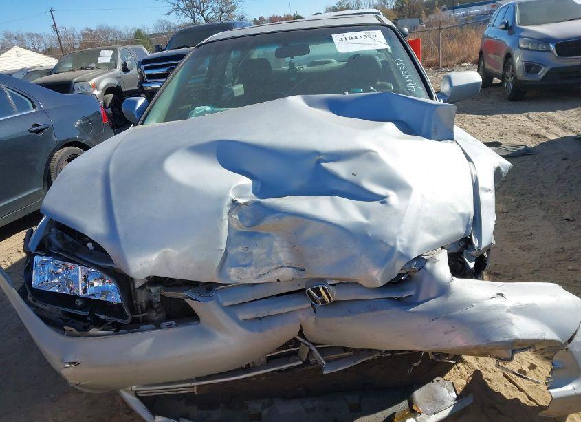 Photo 12 of 2002 Honda Accord 3.0 EX (VIN 1HGCG16592A017217)