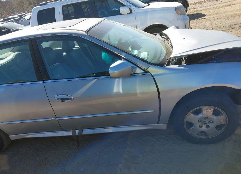 Photo 13 of 2002 Honda Accord 3.0 EX (VIN 1HGCG16592A017217)