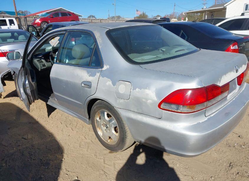 Photo 3 of 2002 Honda Accord 3.0 EX (VIN 1HGCG16592A017217)