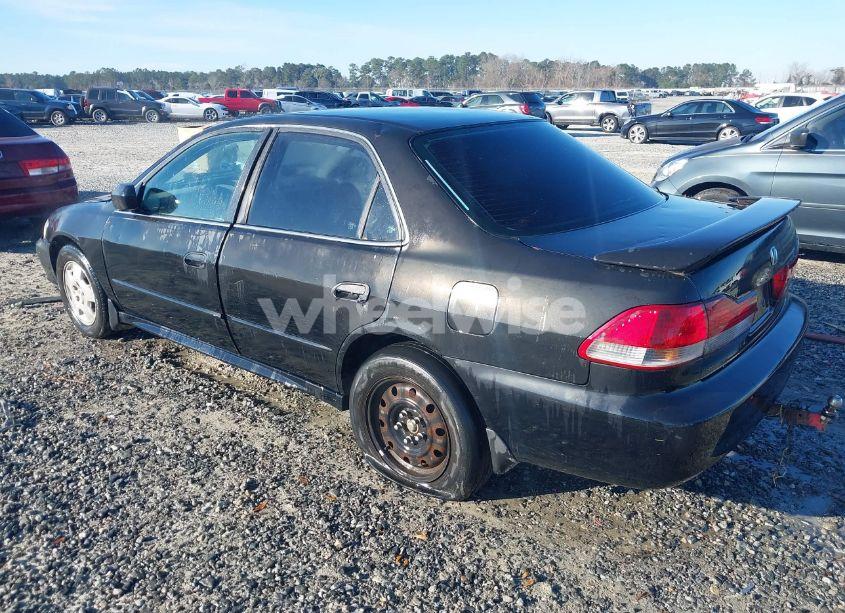 Photo 3 of 2002 Honda Accord 3.0 EX (VIN 1HGCG16592A059810)