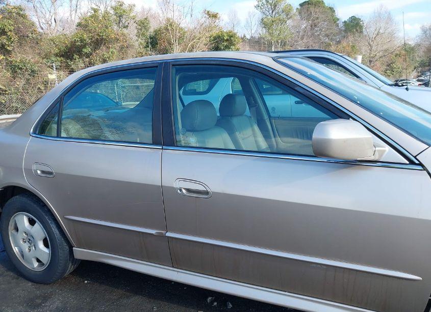 Photo 13 of 2002 Honda Accord 3.0 EX (VIN 1HGCG16592A060388)