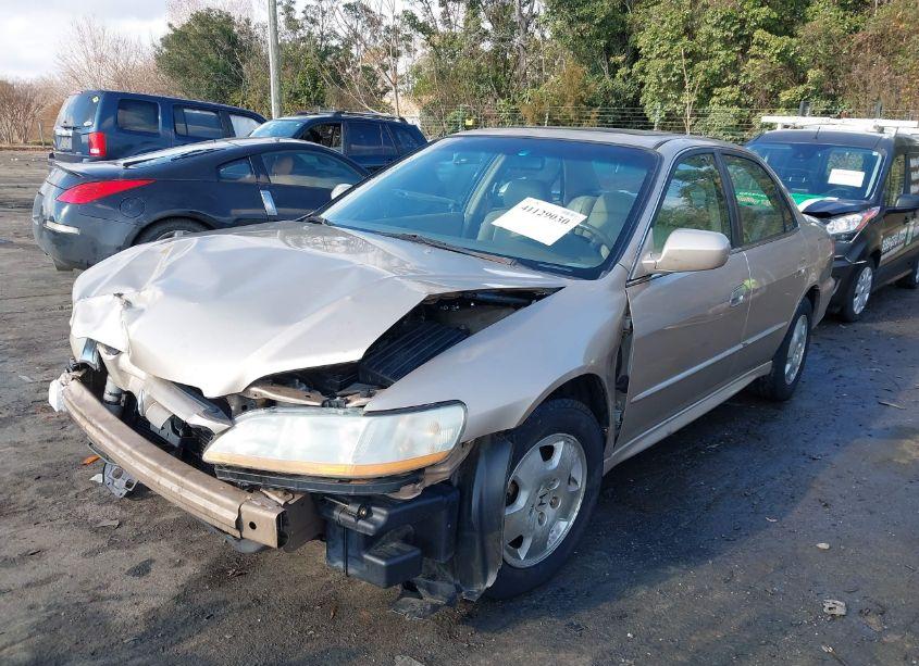 Photo 2 of 2002 Honda Accord 3.0 EX (VIN 1HGCG16592A060388)