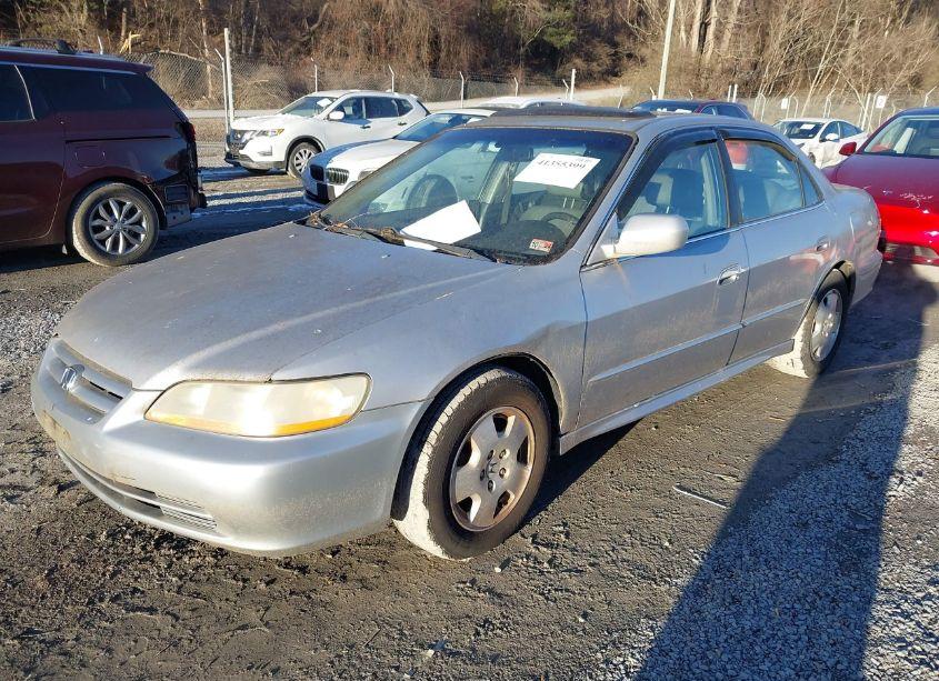 Photo 2 of 2002 Honda Accord 3.0 EX (VIN 1HGCG16592A077630)