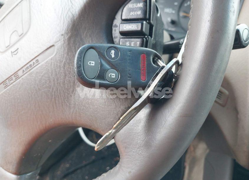 Photo 11 of 1998 Honda Accord EX V6 (VIN 1HGCG1659WA070103)