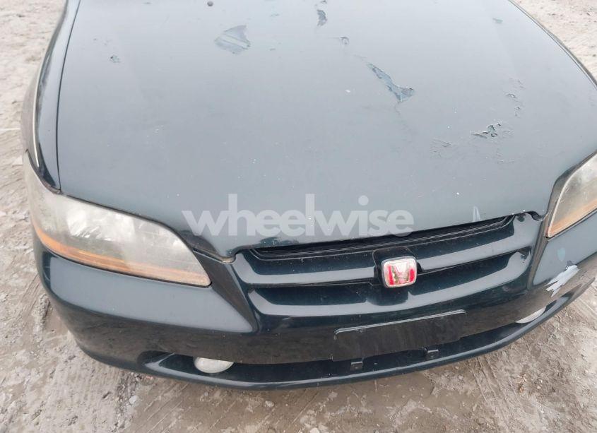 Photo 6 of 1998 Honda Accord EX V6 (VIN 1HGCG1659WA070103)