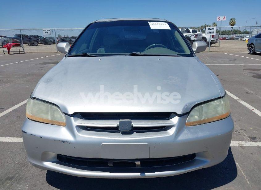 Photo 12 of 1999 Honda Accord EX V6 (VIN 1HGCG1659XA007004)