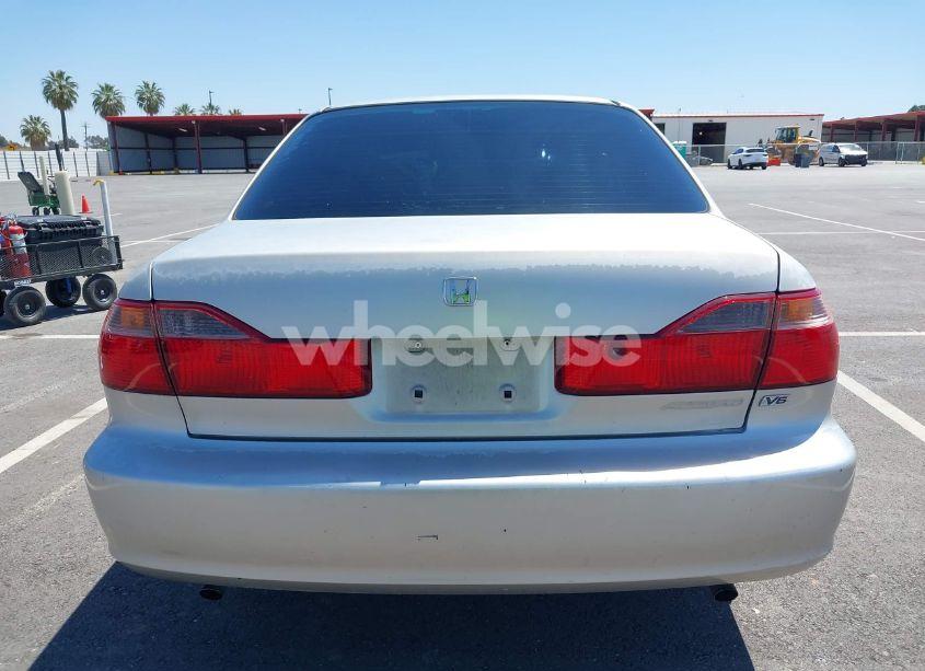 Photo 16 of 1999 Honda Accord EX V6 (VIN 1HGCG1659XA007004)