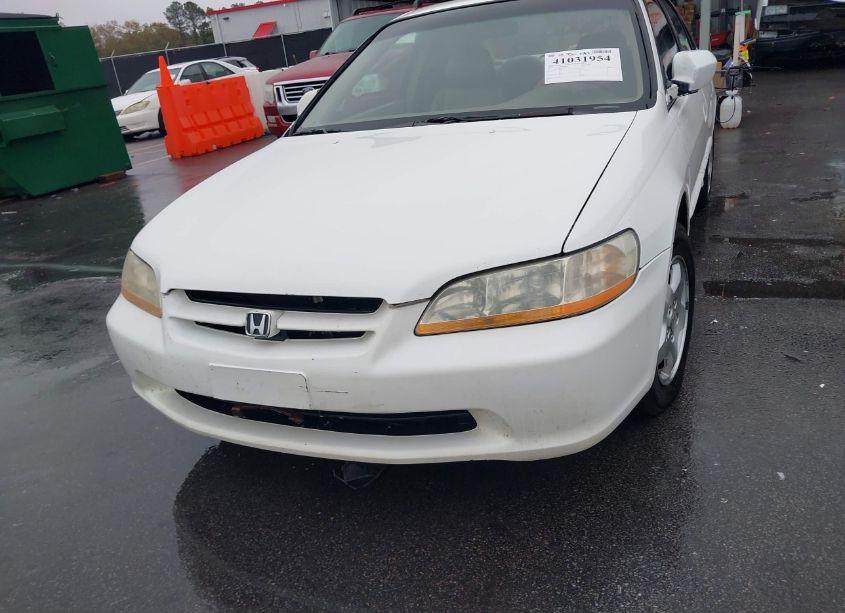 Photo 6 of 2000 Honda Accord 3.0 EX (VIN 1HGCG1659YA078995)