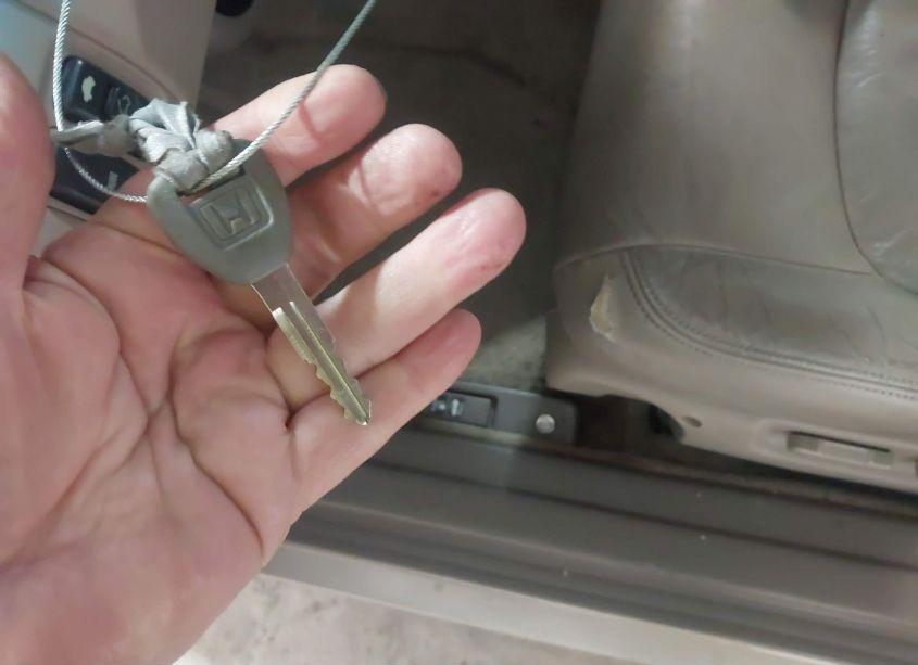 Photo 11 of 2000 Honda Accord 3.0 EX (VIN 1HGCG1659YA085218)