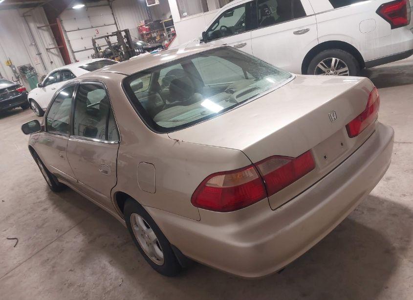 Photo 3 of 2000 Honda Accord 3.0 EX (VIN 1HGCG1659YA085218)